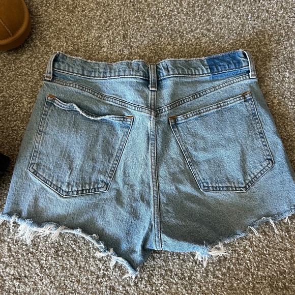 Abercrombie high rise mom shorts - Picture 4 of 7